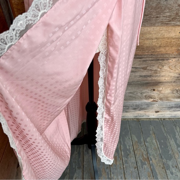 Vintage Eighties Pale Pink Givenchy Negligee Spaghetti Straps Lace Trim - Picture 6 of 13